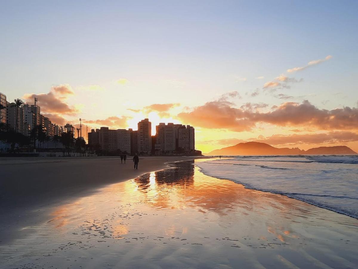 Studio 811 Pitangueiras - Edificio Bandeirantes - Com Estacionamento Incluido Guarujá Exteriör bild